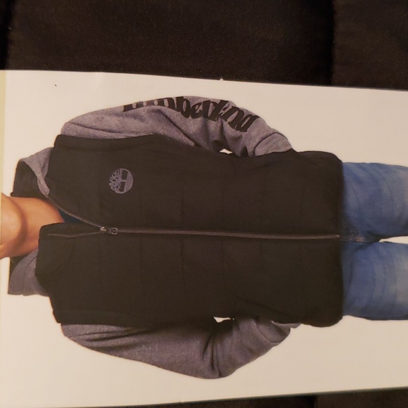 Timberland Boys Jacket with Hood and Lining inside. - Picture 5 of 7